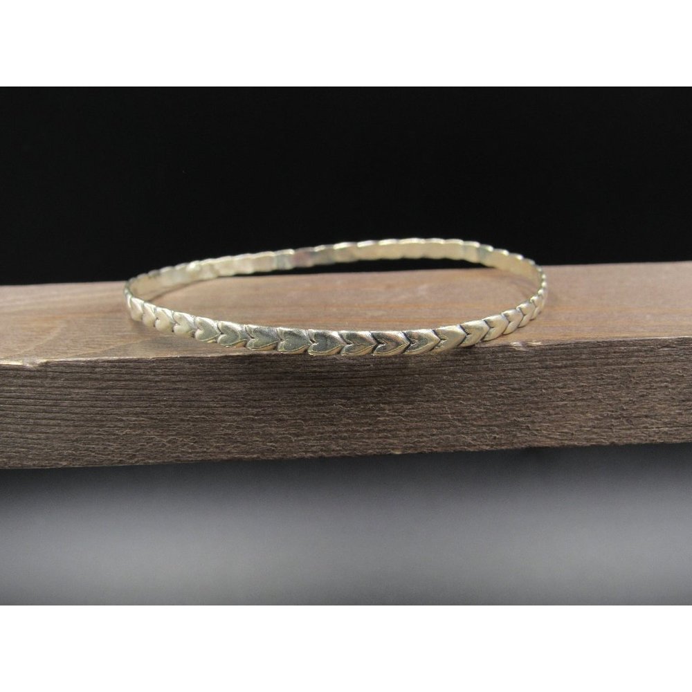 8 Inch Sterling Silver Simple Heart Pattern Bangle Bracelet